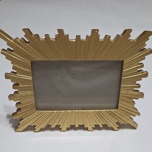 Radiant Gold Burst Picture Frame